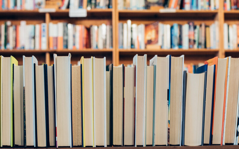 build traction for education business through content marketing